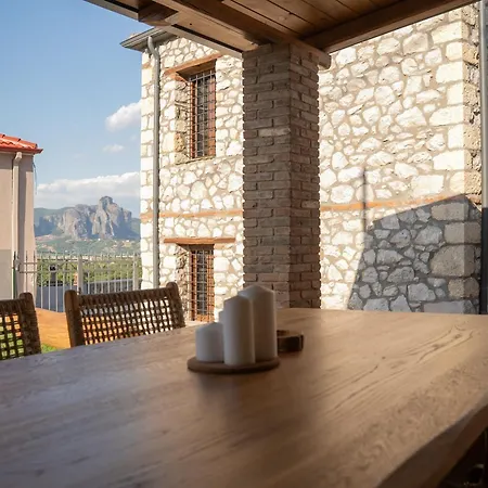 Penelope With View Meteora カランバカ